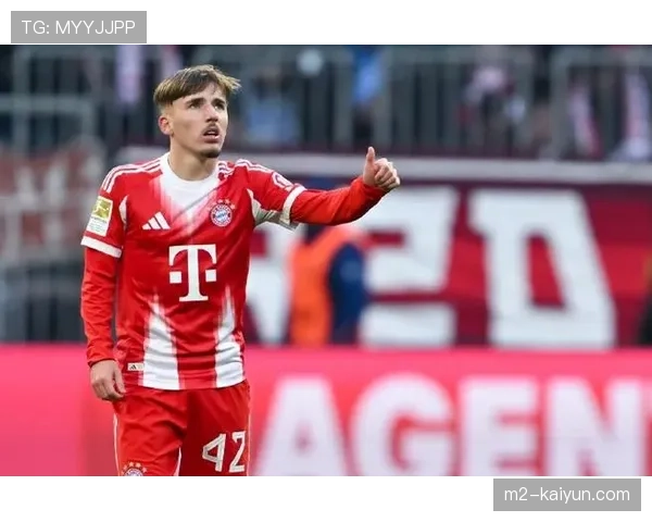 伦纳特·卡尔肌肉受伤缺阵 拜仁中场轮换面临考验